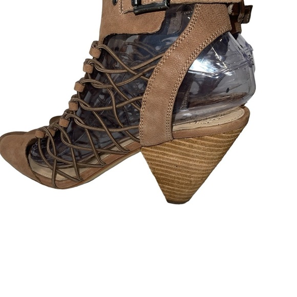 Vince Camuto Women's Sandals Size 8.5 Tan Gladiator "Evel" Leather Block Heel - Picture 3 of 8